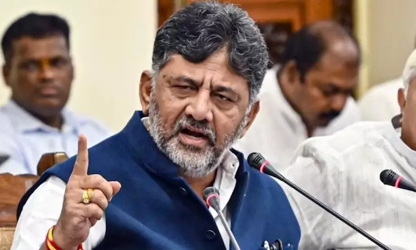 ಧರ್ಮಸ್ಥಳ ಪ್ರಕರಣದಲ್ಲಿ ಯಾರ ಮೇಲೆ ಯಾವ ರೀತಿಯ ಕ್ರಮ ಬೇಕೋ, ಯಾವ ಕಾನೂನು ಅನ್ವಯಿಸಬೇಕೋ ಅದನ್ನೇ ಕೈಗೊಳ್ಳುತ್ತೇವೆ ಎಂದು ಡಿಕೆ ಶಿವಕುಮಾರ್ ಸ್ಪಷ್ಟಪಡಿಸಿದ್ದಾರೆ.