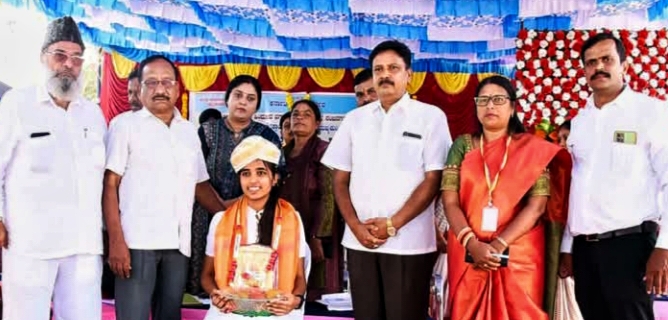 ಮೌನ ಕ್ರಾಂತಿಯ ಹರಿಕಾರ ಡಿ. ದೇವರಾಜು ಅರಸು 111ನೇ ಜನ್ಮದಿನಾಚರಣೆ